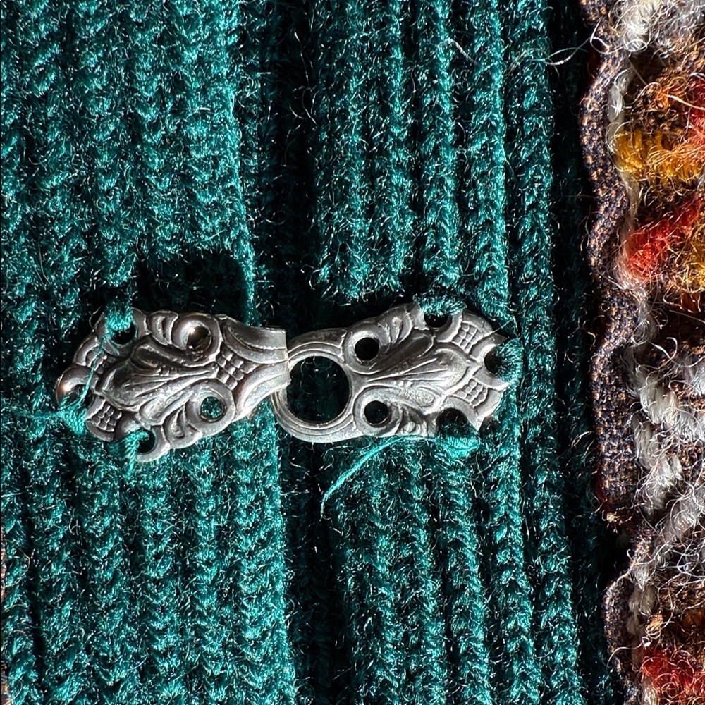 This is a vintage 90s Eddie Bauer Nordic wool blend cardigan sweater in green - Picture 2 of 8